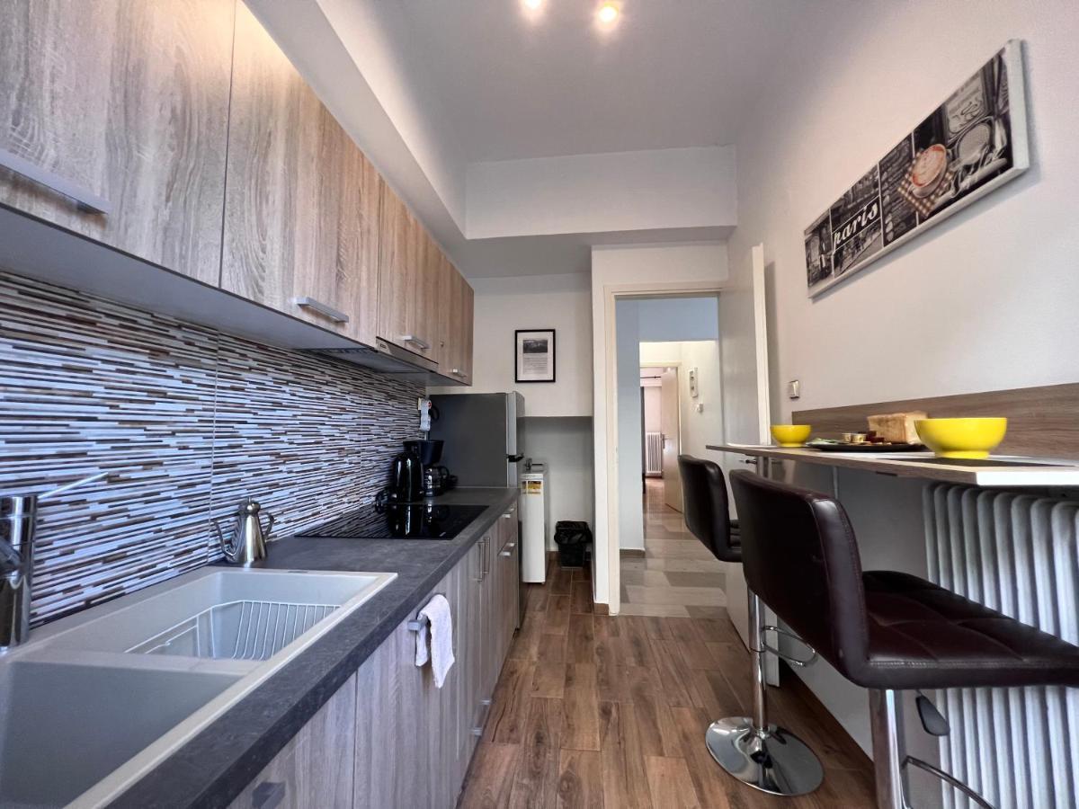 Modern & Cozy 51Sqm Apt In Thisseio Aten Exteriör bild